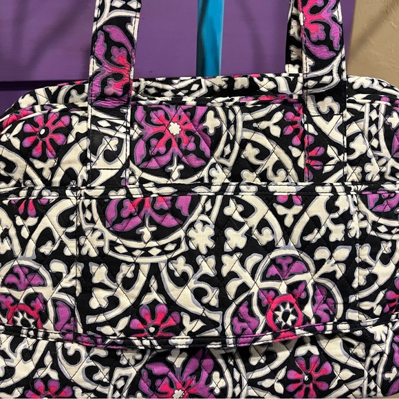 VERA BRADLEY CARRY-ON TRAVEL BAG🩷🖤 - Picture 2 of 4